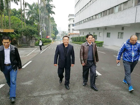 许镇江书记带队发展元旦春节前消防安全查抄确保节日安然祥和