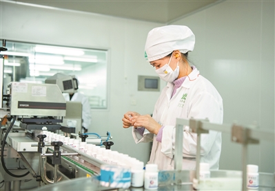 我国布洛芬、对乙酰氨基酚日产能达两亿片 广州药企垂危复产布洛芬片 精准投放发热点诊